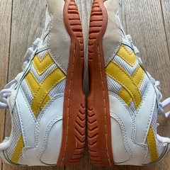 北中高校の体育館シューズ23㎝の画像