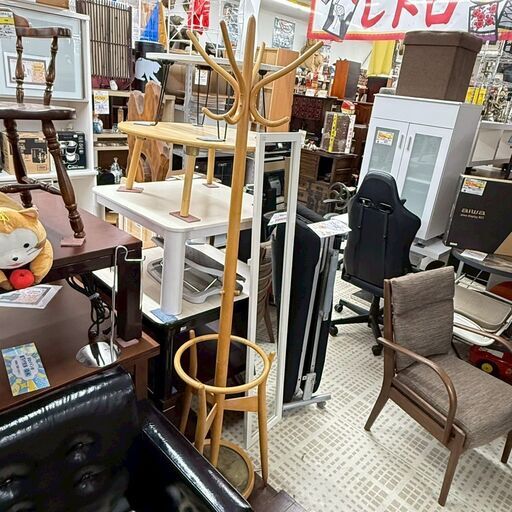 秋田木工 ポールハンガー レトロ 直径40cm 高さ185cm ((株 秋田木工 ポールハンガー レトロ 直径40cm 高さ185cm ((株