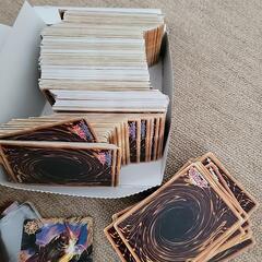 大量のカードゲームの画像