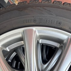 スタッドレスタイヤアルミホイール4本セットの画像