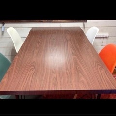 【決まりました】ダイニングテーブル　　