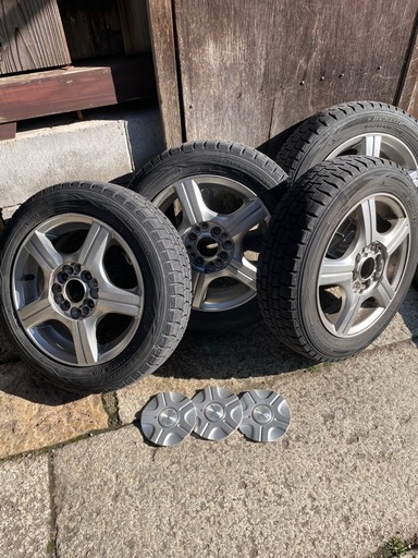軽のスタッドレスタイヤ155/65/R14一部難有り