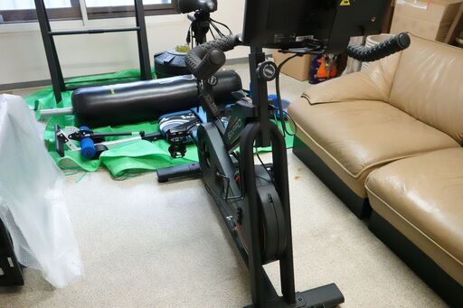 サイクリングマシーン・トレーニング器具