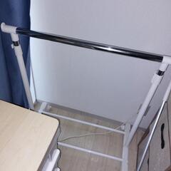 ハンガーラック　高さ調節可能
