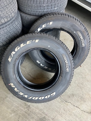 グッドイヤー イーグル 1 195/80R15 2本
