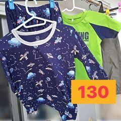 男の子130 − 4着(パジャマセット、半袖シャツ、短パン)