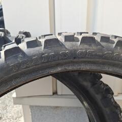 モタードモトクロスブロックタイヤ　2本の画像