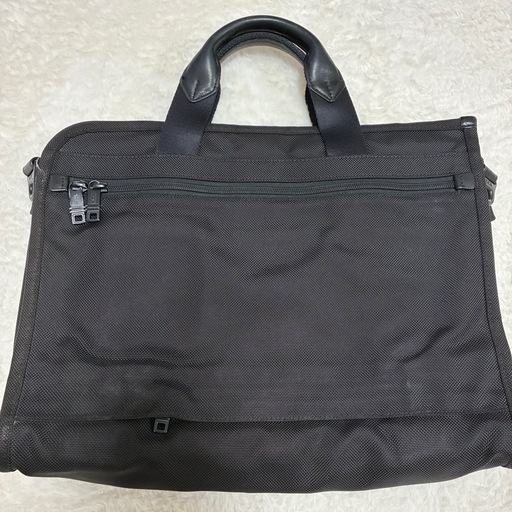 TUMI ビジネスバッグ A4サイズ対応 (黄昏アキラ) 伊丹のバッグの TUMI ビジネスバッグ A4サイズ対応 (黄昏アキラ) 伊丹のバッグの