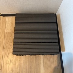 新品ウッドデッキ　デッキタイル　ジョイントデッキ5枚セット