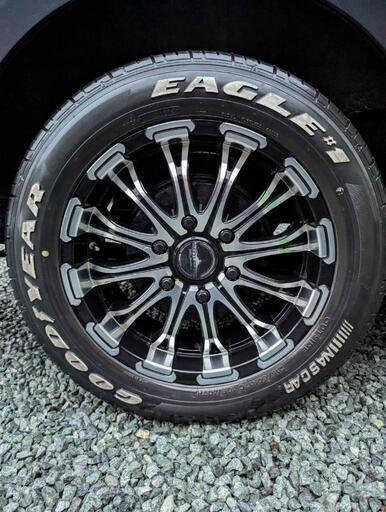 ハイエースGoodyear Eagle 17インチタイヤホイール4本セット ハイエース Goodyear Eagle 17インチタイヤホイール4本セット