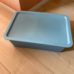 【無料】ダイソー スクエア収納ケース 4L（フタ付き）