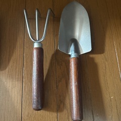 草刈り鎌　手打ち鎌　菜園　農具　家庭菜園　熊手　手持ちスコップ　ナタ　金若葉　の画像