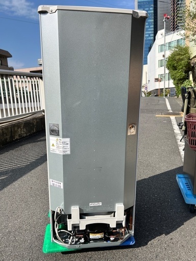 (M399)冷凍冷蔵庫Mitsubishi MR-P15J-W 2024年製146L
