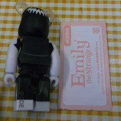 ベアブリック/BE@RBRICK  エミリー・ザ・ストレンジの画像