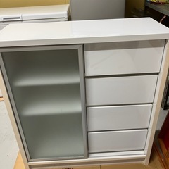 収納棚