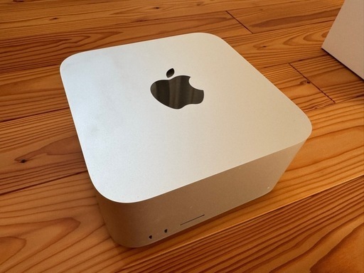 Mac Studio M1 Ultra 20コア128GBメモリ