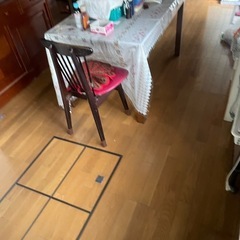 テーブル差し上げます