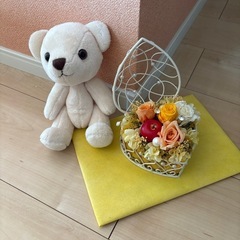 【無料】ぬいぐるみ＆フラワーアレンジ（インテリア雑貨セット）