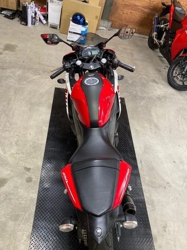 ヤマハ YZF-R25
