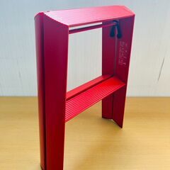 お洒落です！　長谷川工業　lucano　2Step　脚立　収納する必要がない脚立の画像