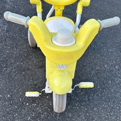 三輪車iimo黄色足台ありの画像