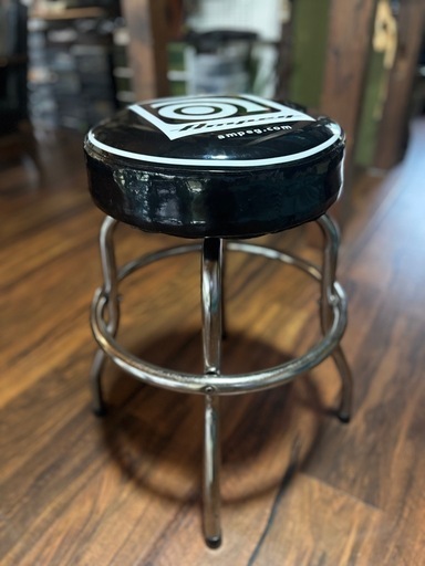 AMPEG バースツール(椅子)ミュージシャンなら分かる代物！