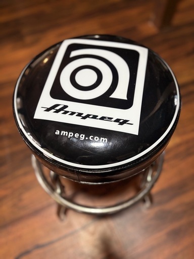 AMPEG バースツール(椅子)ミュージシャンなら分かる代物！