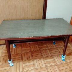レトロな昭和のテーブル　中古　送料が高いので取りにこれる方限定の画像