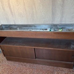 鉢植え置けるパーテーション　無料の画像