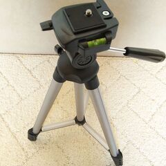 撮影用三脚（水準器付き・カメラマウント脱着式）の画像