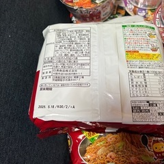 【お譲り先決定】カップ麺 まとめ売りの画像