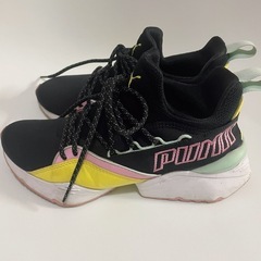 PUMA ミューズ マイア TZ ウィメンズ スニーカー 23.5cm
