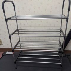 シューズラック スチール製 パイプ仕様 おしゃれ4段　倒産品　まとめ売り　ネット商材　アマゾン引き上げ商品　メルカリ　副業の画像