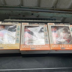 エヴァンゲリオン新劇場版:Q  UCCコーヒー特製フィギュア付３点セットの画像