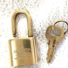 ビトン　ルイヴィトン　パドロック　南京錠　鍵付き　３００番の画像
