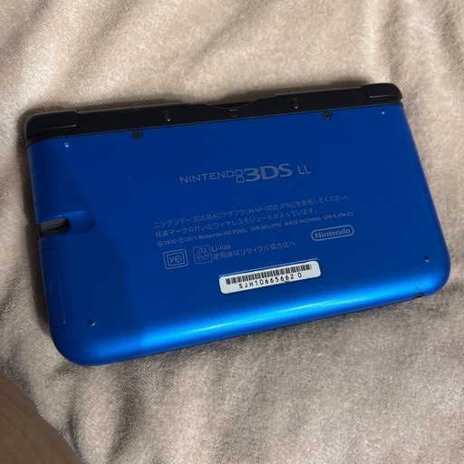 Nintendo 3DS LL_ブルー