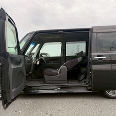 最上級グレード‼️フル装備お買い得車☆月々9千円〜分割可❗️車検2年付き！【名義変更代込み】広い車内！大人気‼️ダイハツ タント☆HDDナビ付き☆走行中DVD見れます☆ETC付き☆便利なバックカメラ付き☆純正アルミ☆事故修復歴無し☆電動スライドドア☆ドライブレコーダー☆そのまま乗って帰れます！の画像