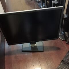 7* 24" DELL LCD モニター