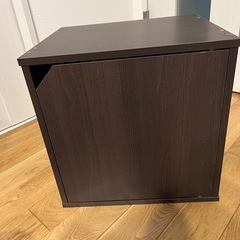 扉付きカラーボックス