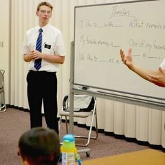 無料英会話!!!We teach free English!!!