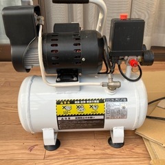 タカギオイルレスエアーコンプレッサー10Lの画像