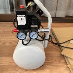 タカギオイルレスエアーコンプレッサー10Lの画像