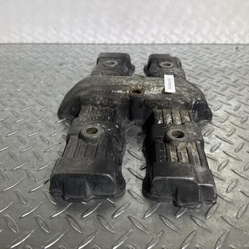 HONDA CBX400F シリンダーヘッドカバー ホンダ [M-250321-39 HONDA CBX400F シリンダーヘッドカバー ホンダ [M-250321-39