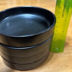 黒皿　4枚セットの画像