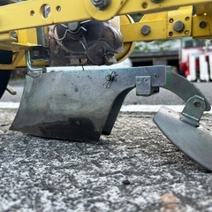 アグリテクノ矢崎 播種機 クリーンシーダ　手押し 1条 種まき機 野菜 AP-1　蕪、高菜、小蕪、チンゲン菜、小松菜、しそ、白菜、キャベツ、人参、パセリ、野沢菜、ねぎ、タマネギ、ほうれん草、春菊、大根、ニラ、みつばの画像