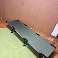  決まりましたリクライニングチェア　コット　Coleman キャ...