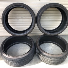 夏タイヤ 20インチ 245/30R20  残り溝たっぷり有ります‼️の画像