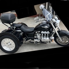 ホンダ　ワルキューレトライク
の画像