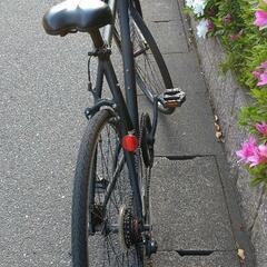 値下げしました　美品　クロスバイク　700c アルミフレーム　マットブラックの画像