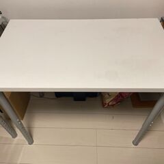 ニトリ デスク